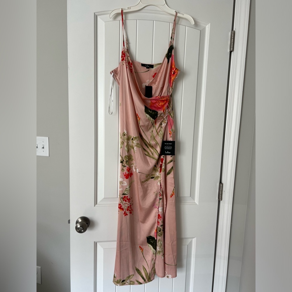 Lulu’s midi silk dress